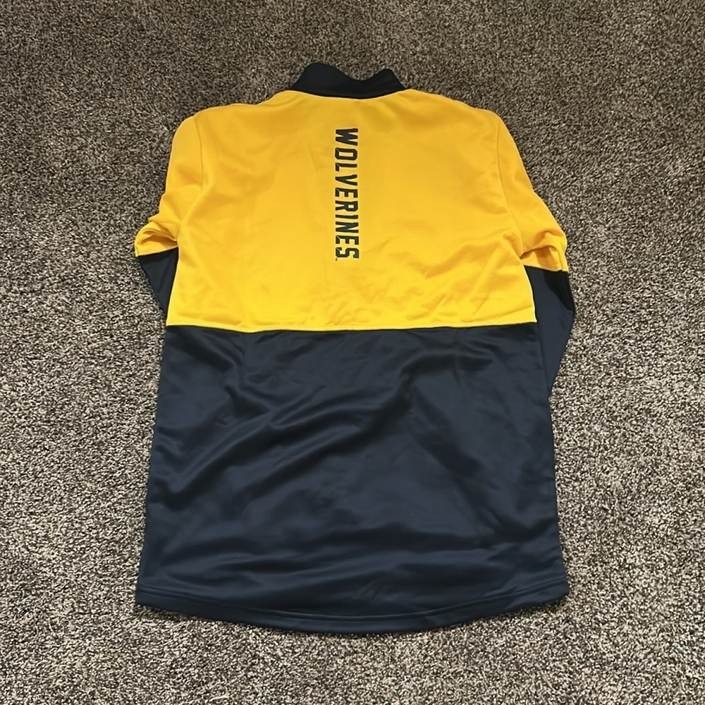Michigan Wolverines Yellow Navy Quarter Zip Pullover Size Boys XL NWT - Picture 2 of 3